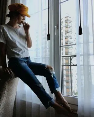 Haley Lu Richardson OnlyFans Leaked Free Thumbnail Picture - #FwnvjpXQxM