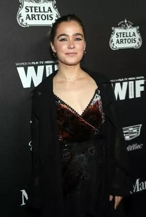 Haley Lu Richardson OnlyFans Leaked Free Thumbnail Picture - #GSJEVxhIVn