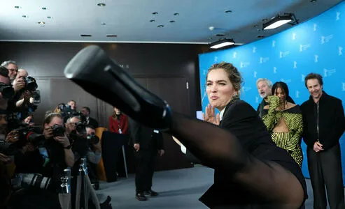 Haley Lu Richardson OnlyFans Leaked Free Thumbnail Picture - #H70qIiitzY