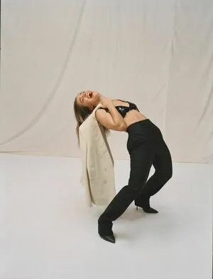 Haley Lu Richardson OnlyFans Leaked Free Thumbnail Picture - #HdJj6BdavG