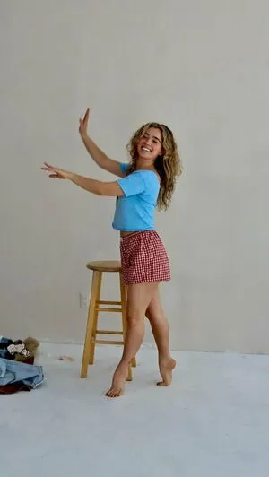 Haley Lu Richardson OnlyFans Leaked Free Thumbnail Picture - #S5XmK4zSRF