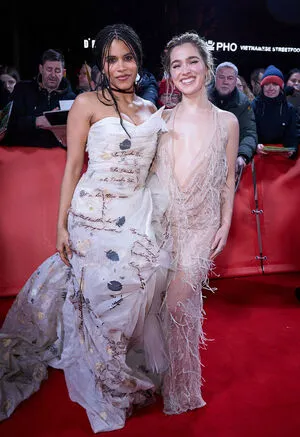 Haley Lu Richardson OnlyFans Leaked Free Thumbnail Picture - #djPvuPmXya