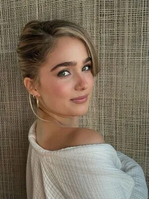 Haley Lu Richardson OnlyFans Leaked Free Thumbnail Picture - #hHXrOE3K7F