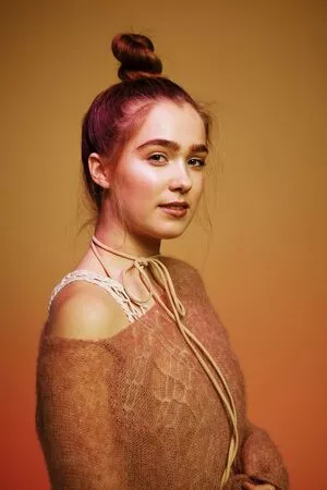 Haley Lu Richardson OnlyFans Leaked Free Thumbnail Picture - #tnmC9yaIh9