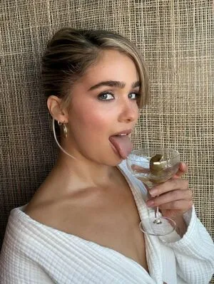Haley Lu Richardson OnlyFans Leaked Free Thumbnail Picture - #wTnHsYl2g1
