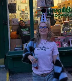 Haley Lu Richardson OnlyFans Leaked Free Thumbnail Picture - #wUkOA2Z0uC