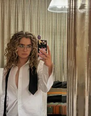 Haley Lu Richardson OnlyFans Leaked Free Thumbnail Picture - #womqvilEVZ