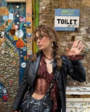 Haley Lu Richardson OnlyFans Leaked Free Thumbnail Picture - #xtUU1gNe44