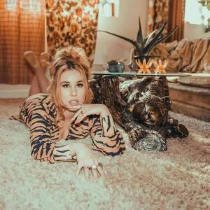 Haley Reinhart OnlyFans Leaked Free Thumbnail Picture - #cX6XtRfU26