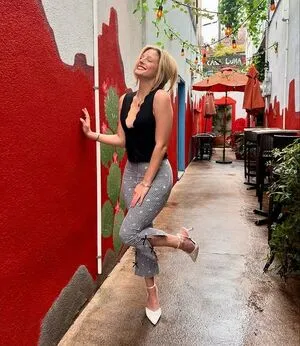 Haley Robinson OnlyFans Leaked Free Thumbnail Picture - #NDYkbkejDA