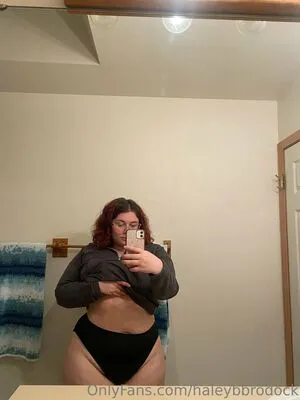 Haleybbrodock OnlyFans Leaked Free Thumbnail Picture - #xQ4FNM1Wyt