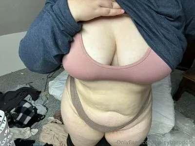 Haleybbrodock OnlyFans Leaked Free Thumbnail Picture - #xedF8XiuI4