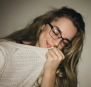 Haleylarsonnn OnlyFans Leaked Free Thumbnail Picture - #PJGo4X3LA1