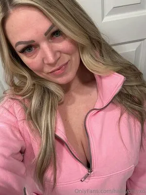 Haleyonlyxo OnlyFans Leaked Free Thumbnail Picture - #BTPs0nizOs