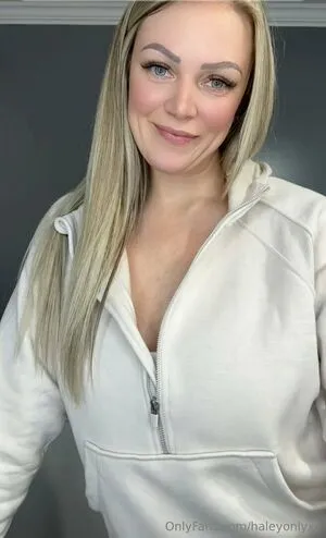 Haleyonlyxo OnlyFans Leaked Free Thumbnail Picture - #P8IDIgRJWm