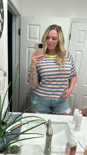 Haleyonlyxo OnlyFans Leaked Free Thumbnail Picture - #YYrMU5o7x2