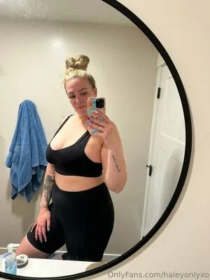 Haleyonlyxo OnlyFans Leaked Free Thumbnail Picture - #bT6mPYzOm2
