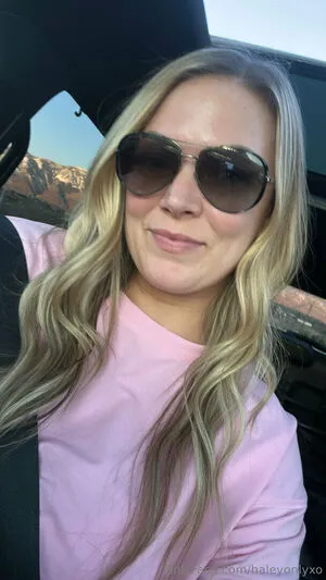 Haleyonlyxo OnlyFans Leaked Free Thumbnail Picture - #hvGGbXSJfn