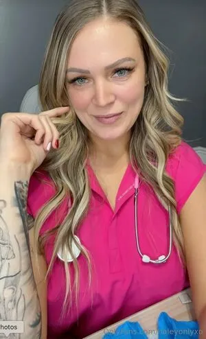 Haleyonlyxo OnlyFans Leaked Free Thumbnail Picture - #qhLLFnfMbr
