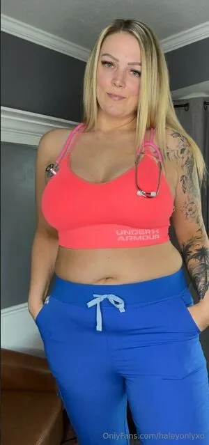 Haleyonlyxo OnlyFans Leaked Free Thumbnail Picture - #vmh0ASnLgY