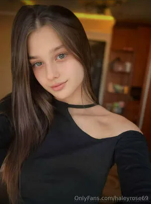 Haleyrose69 OnlyFans Leaked Free Thumbnail Picture - #3DHP4siLo5