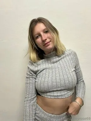 Haleyrose69 OnlyFans Leaked Free Thumbnail Picture - #nIE0mgiSP5