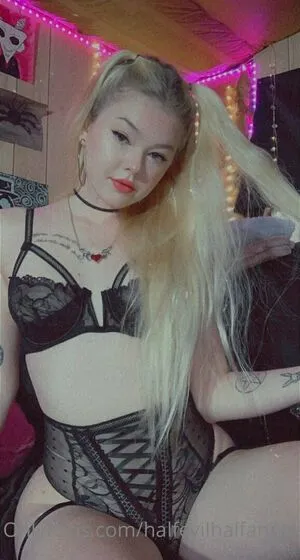 Halfevilhalfangel OnlyFans Leaked Free Thumbnail Picture - #0j086PBJsJ
