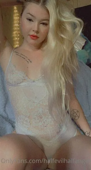 Halfevilhalfangel OnlyFans Leaked Free Thumbnail Picture - #h20aDndESZ