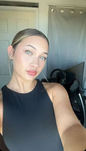 Halia Beamer OnlyFans Leaked Free Thumbnail Picture - #7bNbJ0o2aw