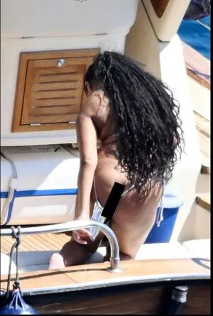 Halle Bailey OnlyFans Leaked Free Thumbnail Picture - #0PKLHqLzVC
