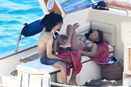 Halle Bailey OnlyFans Leaked Free Thumbnail Picture - #8W5wiJwnWF