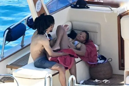 Halle Bailey OnlyFans Leaked Free Thumbnail Picture - #BLQQpCulXG