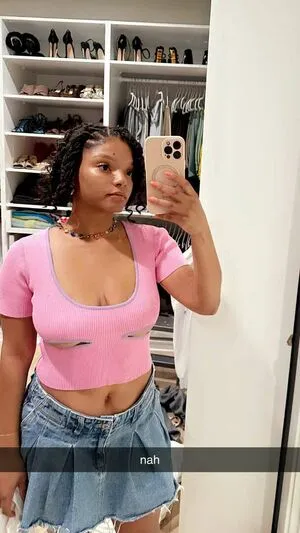 Halle Bailey OnlyFans Leaked Free Thumbnail Picture - #BkxUsDfwxG
