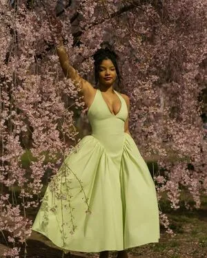 Halle Bailey OnlyFans Leaked Free Thumbnail Picture - #Fa2VdmKzgc
