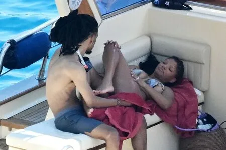 Halle Bailey OnlyFans Leaked Free Thumbnail Picture - #TA1p0fsAlN