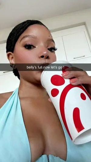 Halle Bailey OnlyFans Leaked Free Thumbnail Picture - #VqqZbByovl