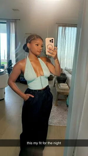 Halle Bailey OnlyFans Leaked Free Thumbnail Picture - #X3USPgJnnQ