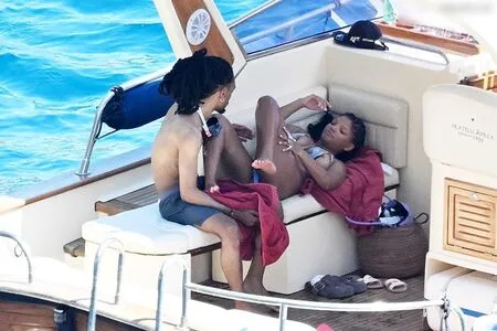 Halle Bailey OnlyFans Leaked Free Thumbnail Picture - #ZeJHIlWV1c
