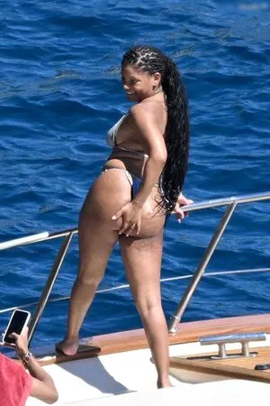 Halle Bailey OnlyFans Leaked Free Thumbnail Picture - #aKRGhxVuAv