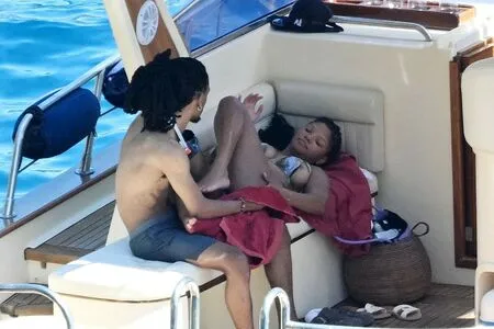 Halle Bailey OnlyFans Leaked Free Thumbnail Picture - #fXE6MQEFMt