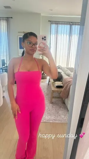 Halle Bailey OnlyFans Leaked Free Thumbnail Picture - #nKPe4SYvD8