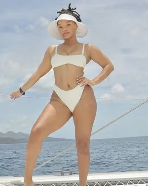Halle Bailey OnlyFans Leaked Free Thumbnail Picture - #zyHZkOjwoj