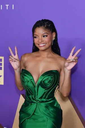 Halle Bailey OnlyFans Leaked Free Thumbnail Picture - #2GPjPm7GEI