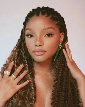 Halle Bailey OnlyFans Leaked Free Thumbnail Picture - #3N8reV9bIc