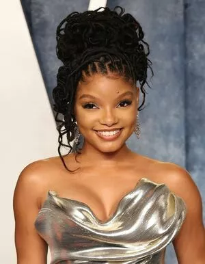 Halle Bailey OnlyFans Leaked Free Thumbnail Picture - #5aCraokR7J
