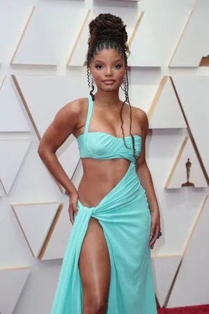 Halle Bailey OnlyFans Leaked Free Thumbnail Picture - #66yZDmnk8D