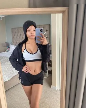 Halle Bailey OnlyFans Leaked Free Thumbnail Picture - #AiEVy4uItC