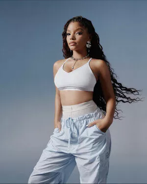 Halle Bailey OnlyFans Leaked Free Thumbnail Picture - #CyHgyfdD9D