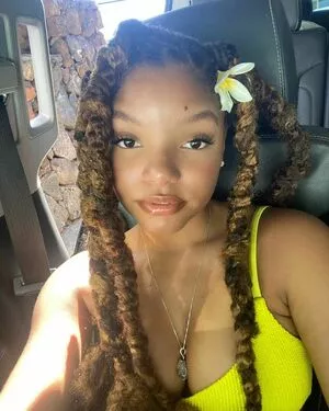 Halle Bailey OnlyFans Leaked Free Thumbnail Picture - #GMck401R6H