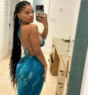 Halle Bailey OnlyFans Leaked Free Thumbnail Picture - #I8qvbCWnEn